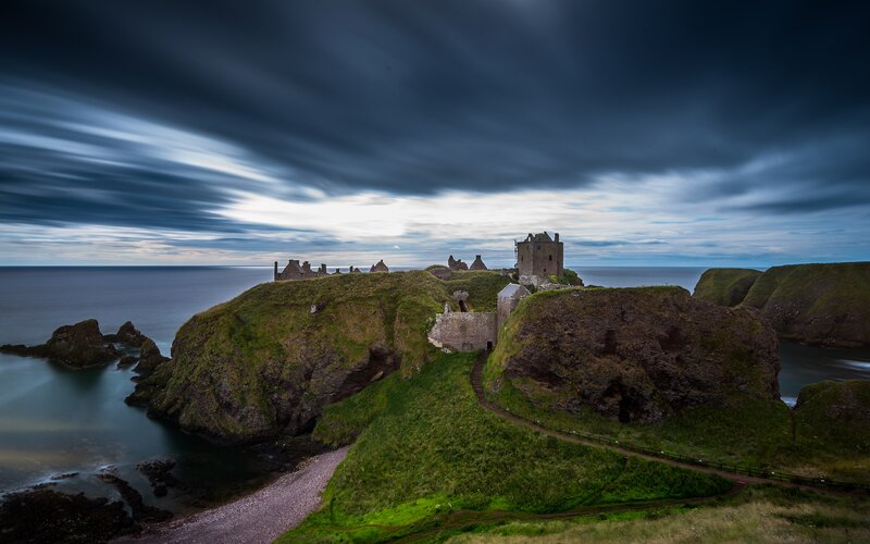 Dunnottar Castle Ruins — Green