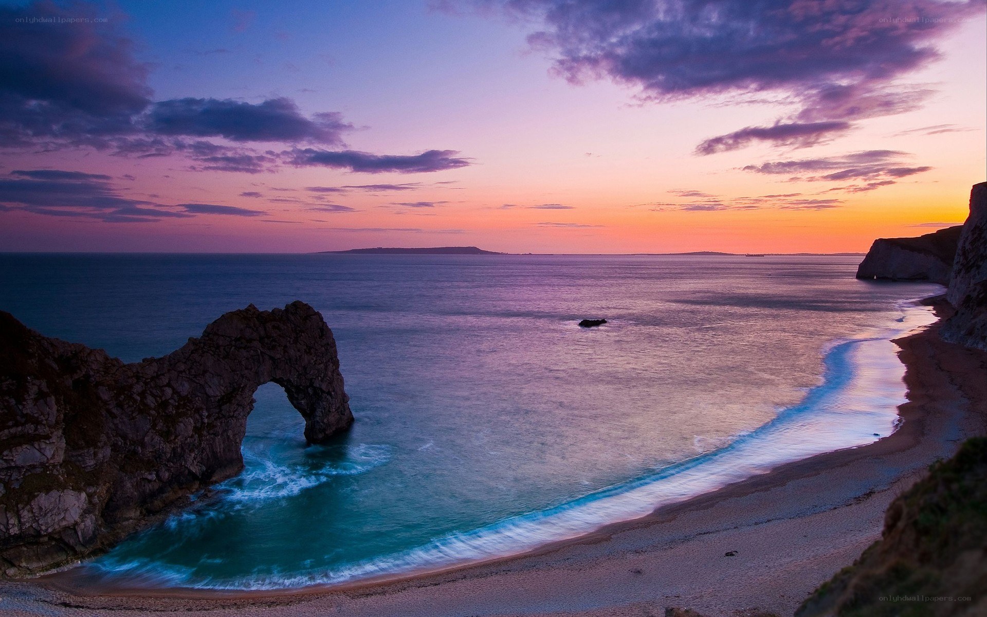 Durdle Door at sunset