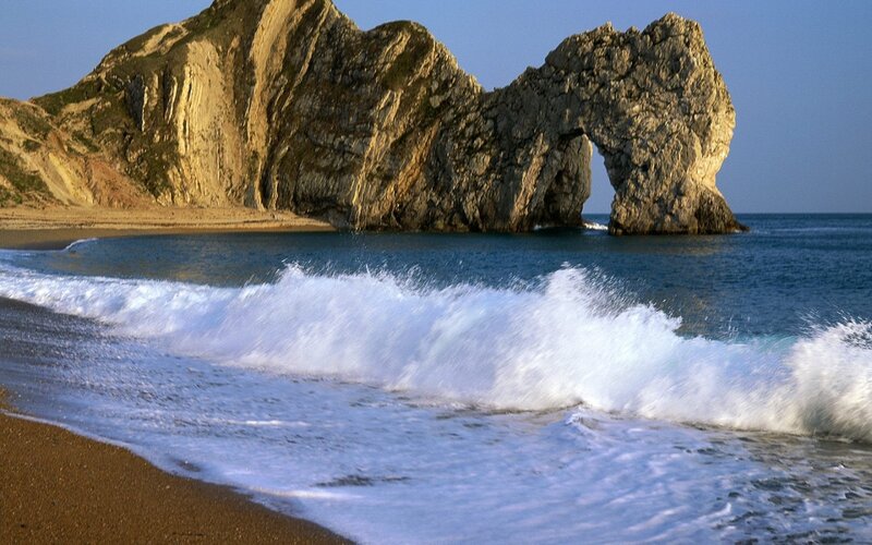 Durdle Door Rock Formation — Blue, Dramatic, Afternoon