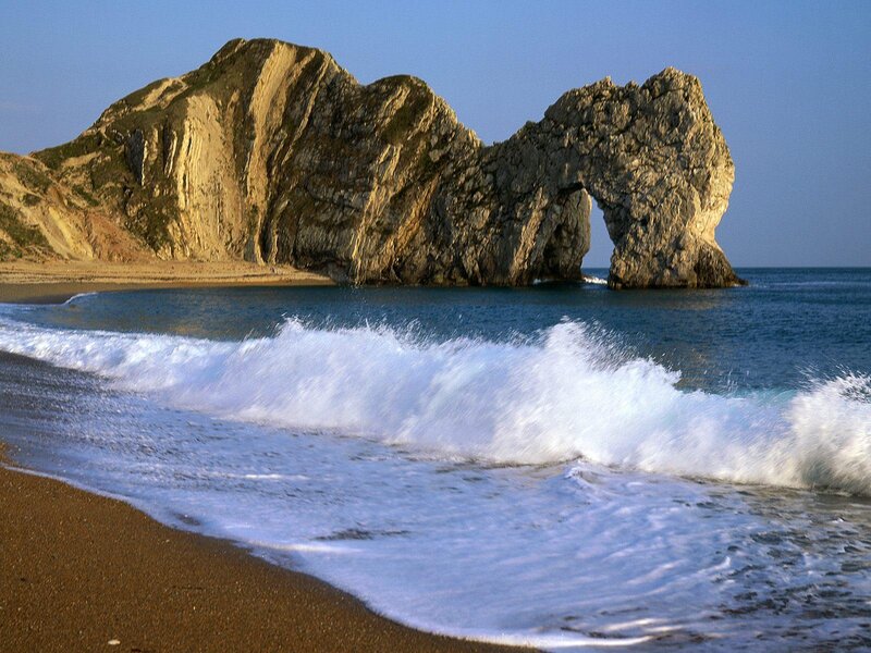 Durdle Door Rock Formation — Blue, Serene, Afternoon