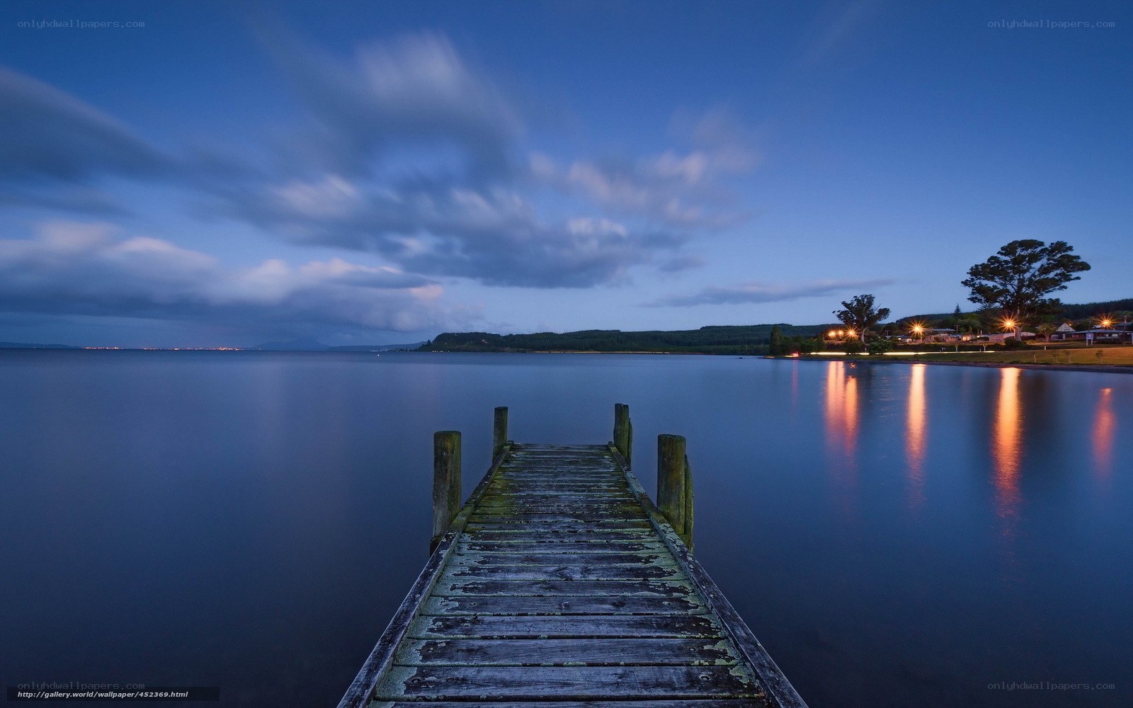 Dusk at the wooden pier