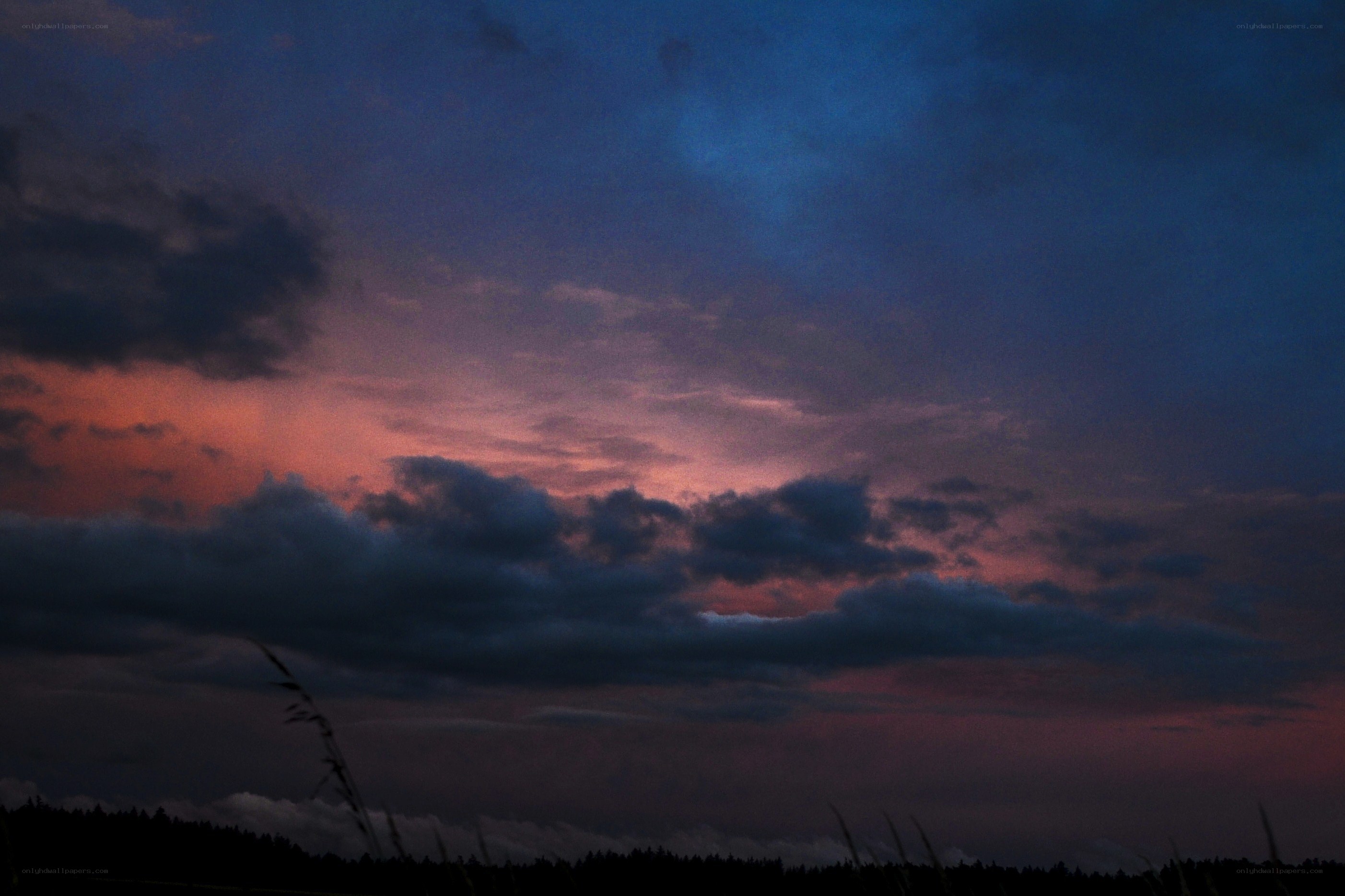dusk sky with clouds