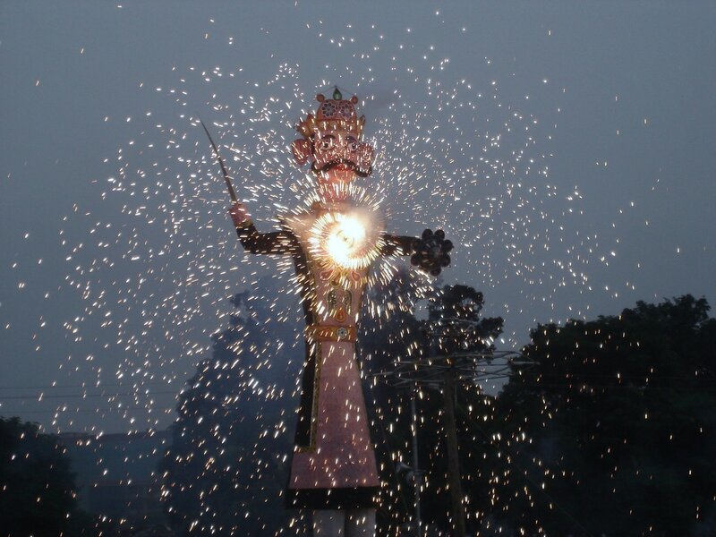 Dussehra effigy burning