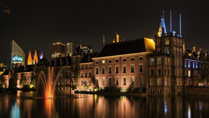 Dutch Buildings at Night — Black