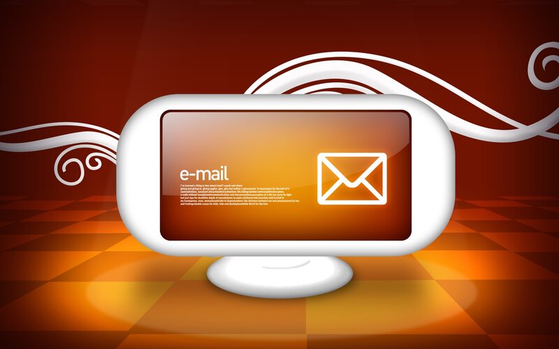 e-mail icon on monitor