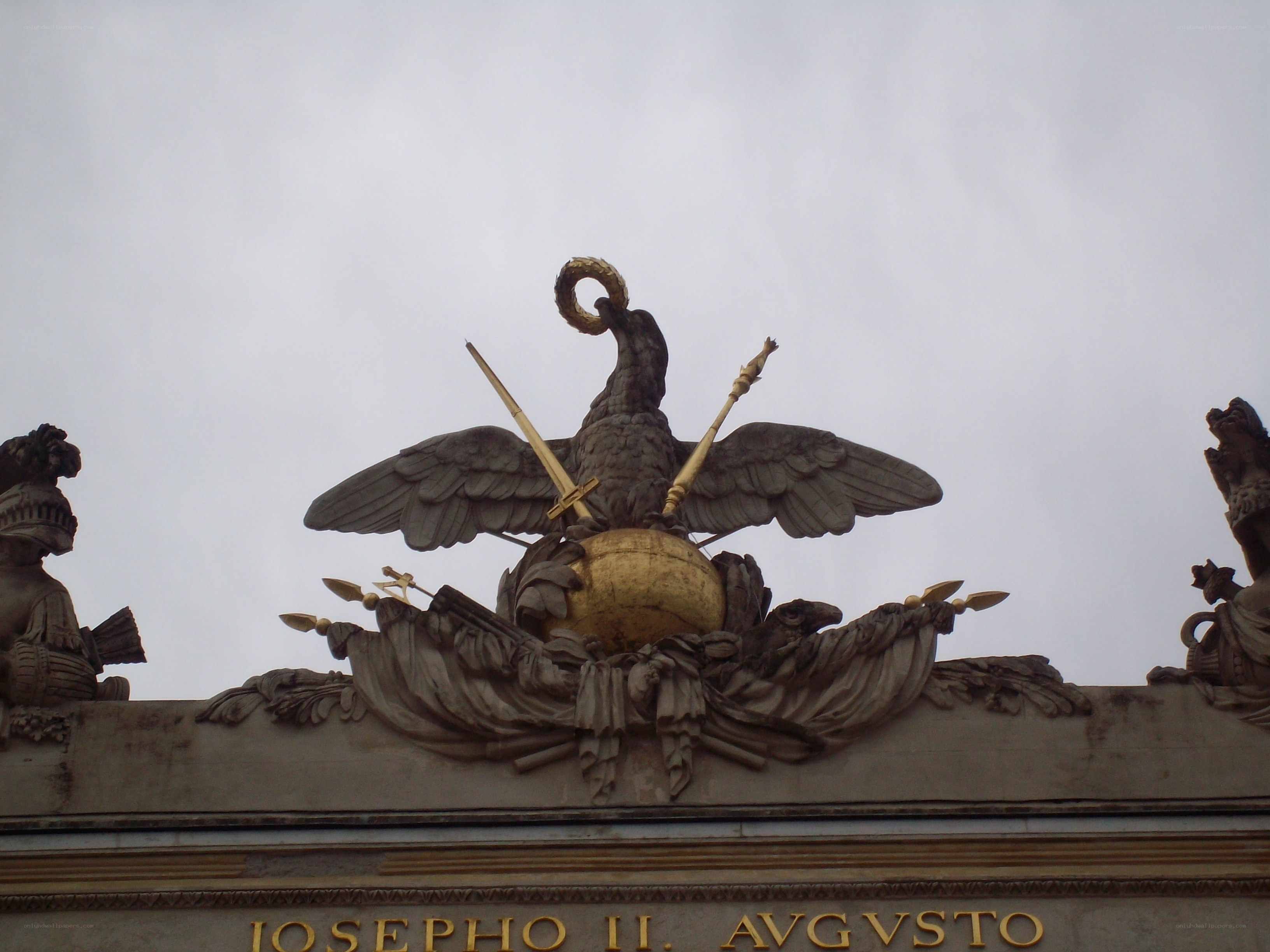 eagle sculpture on building