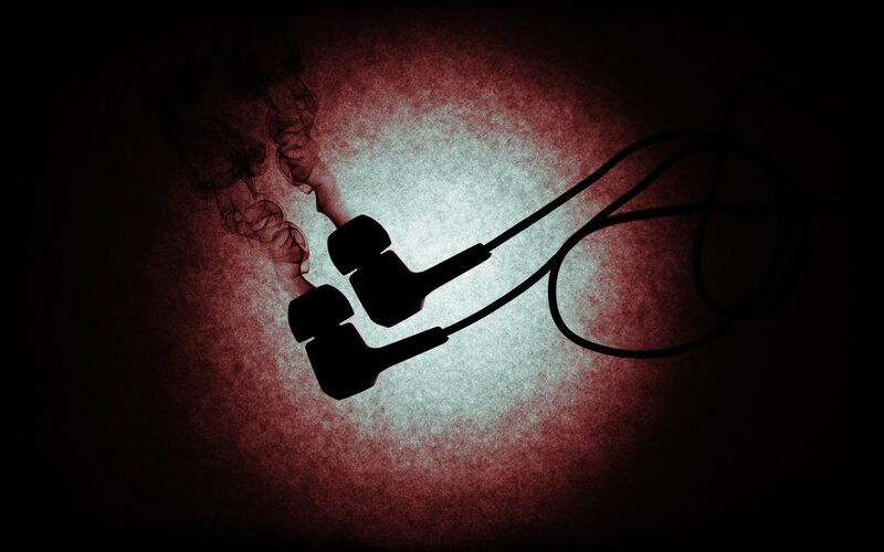 earbuds with smoke effect