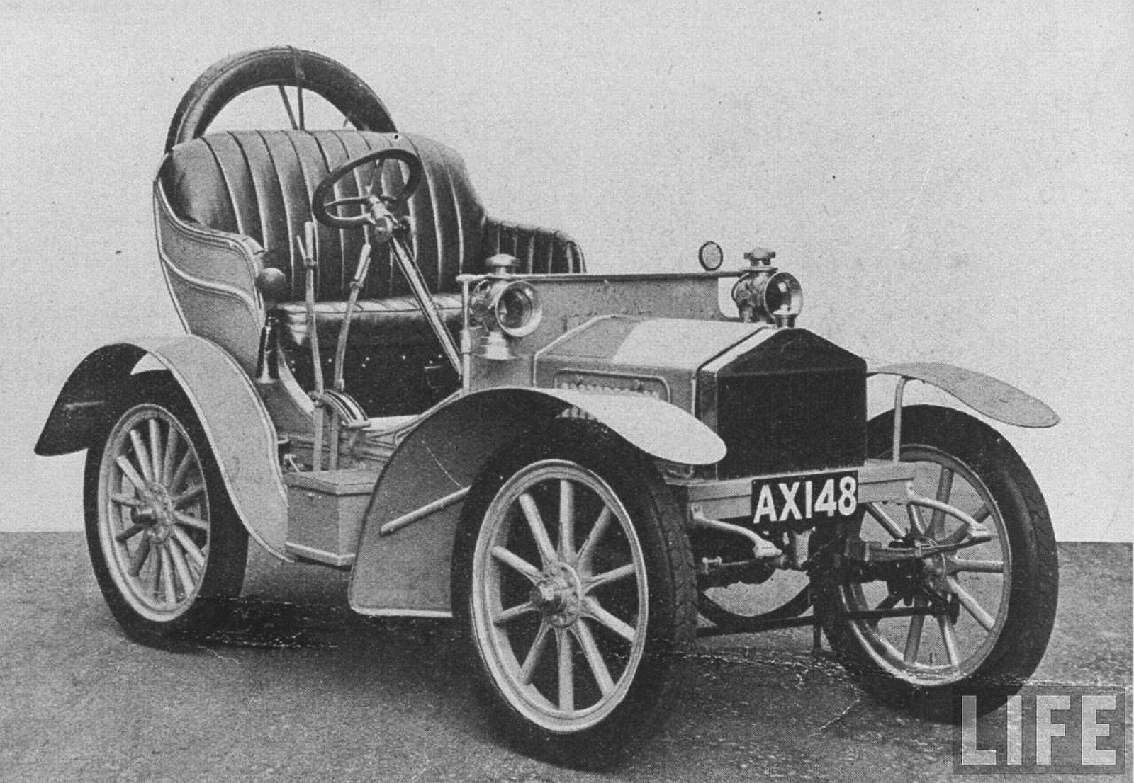 Early 20th-century automobile
