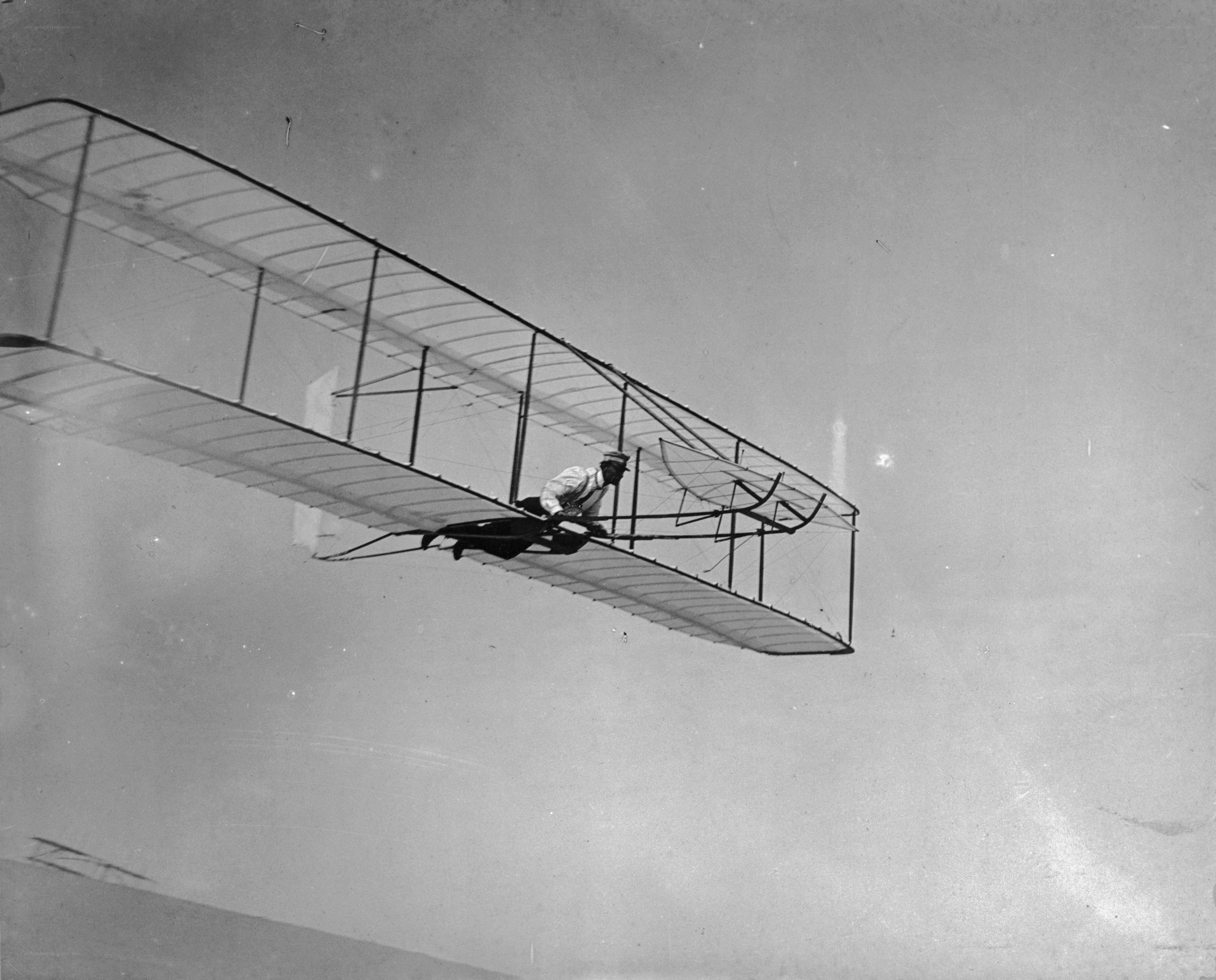 early airplane in flight