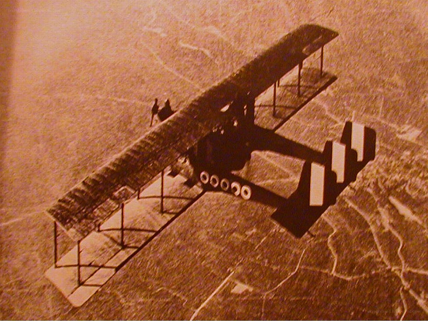 early biplane aircraft