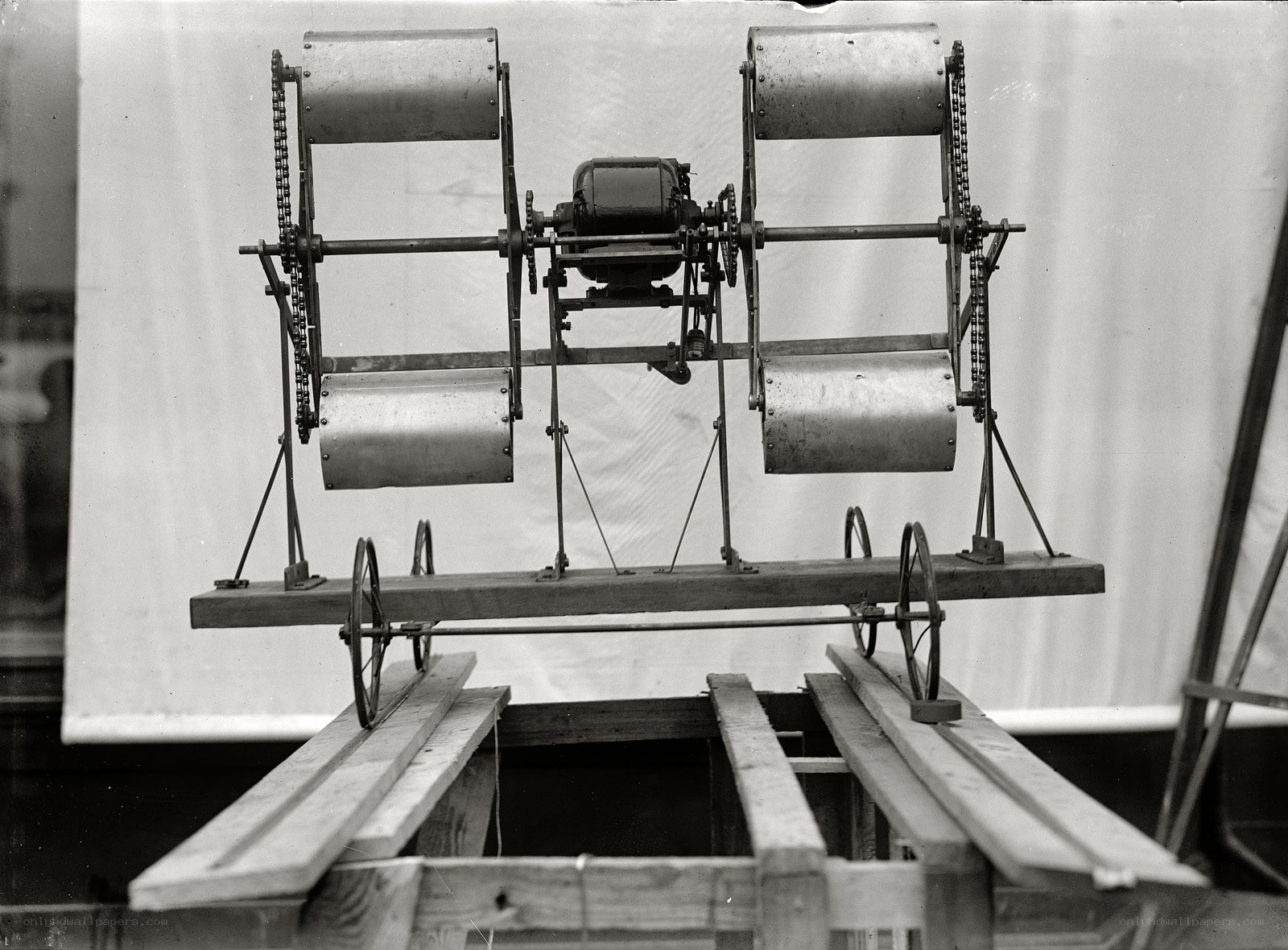 early mechanical device with rollers