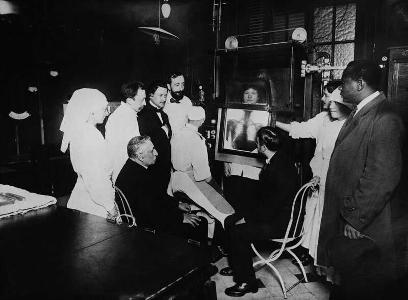 Early X-ray demonstration