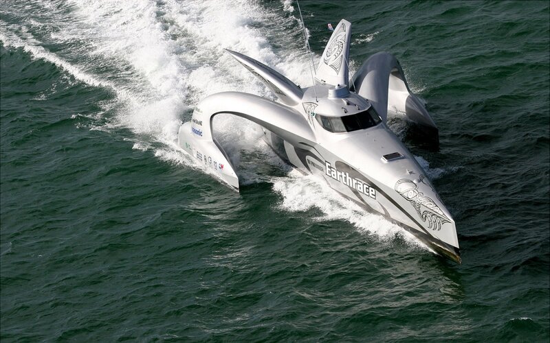 Earthrace speedboat on water