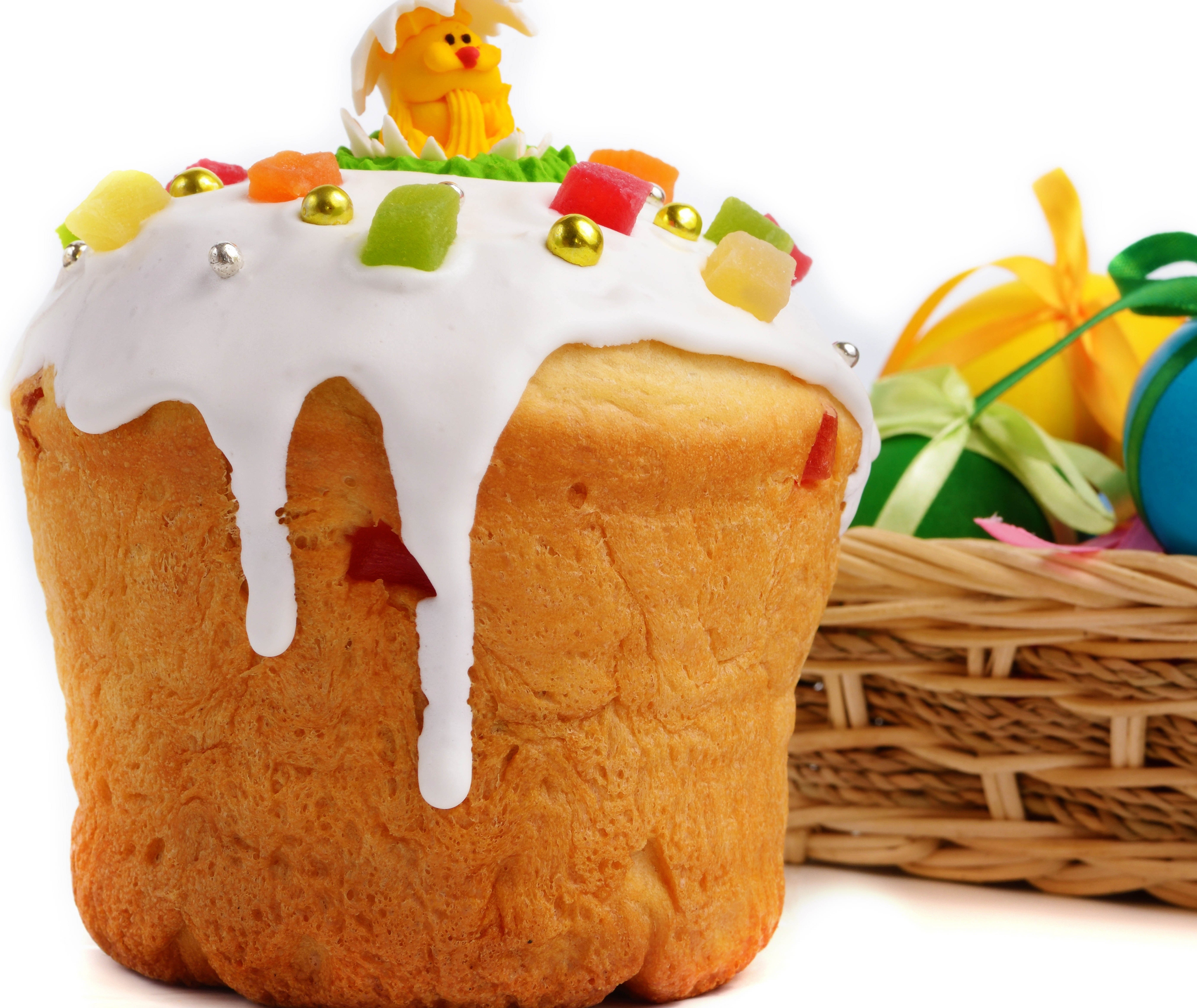 Easter bread with decorative toppings