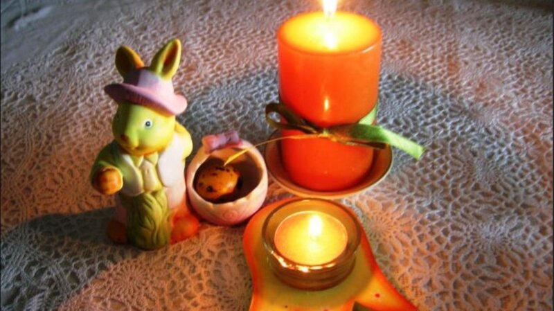 Easter bunny with candles
