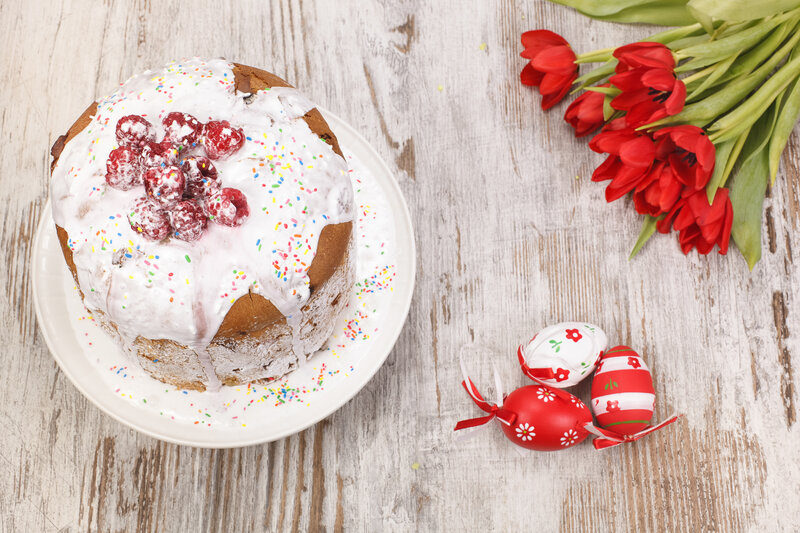 Easter Cake with Berries