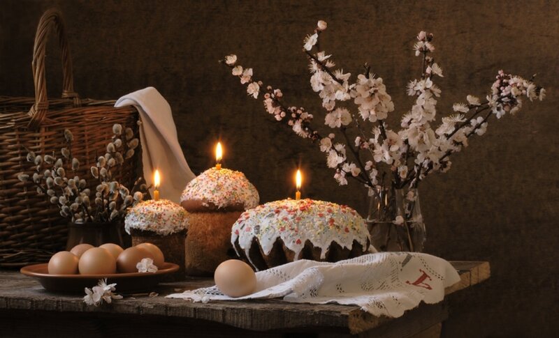 Easter Cakes and Eggs