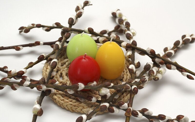 Easter candles in willow branches