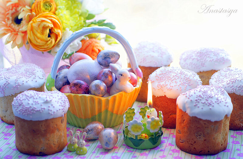 Easter Cupcakes and Basket