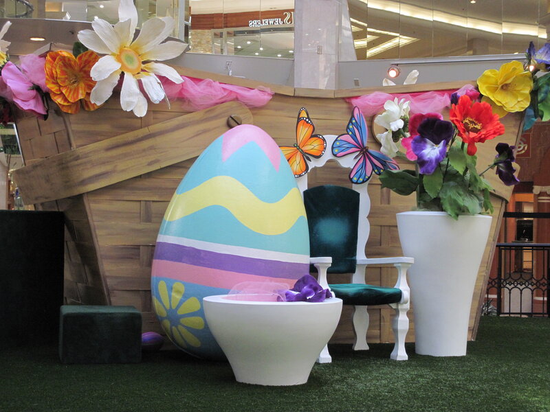 Easter Egg Display — Green, Festive