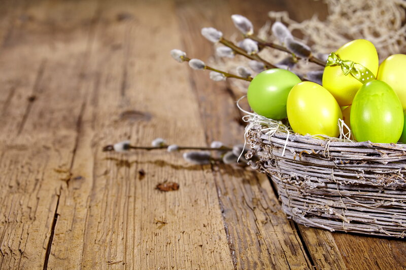 Easter Eggs in Basket — Green, Calm, Spring
