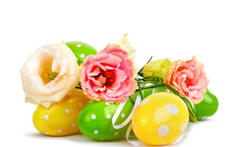 Easter Eggs with Flowers — Yellow