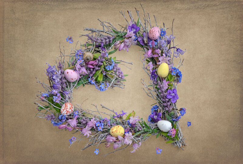 Easter Wreath with Eggs — Purple, Festive