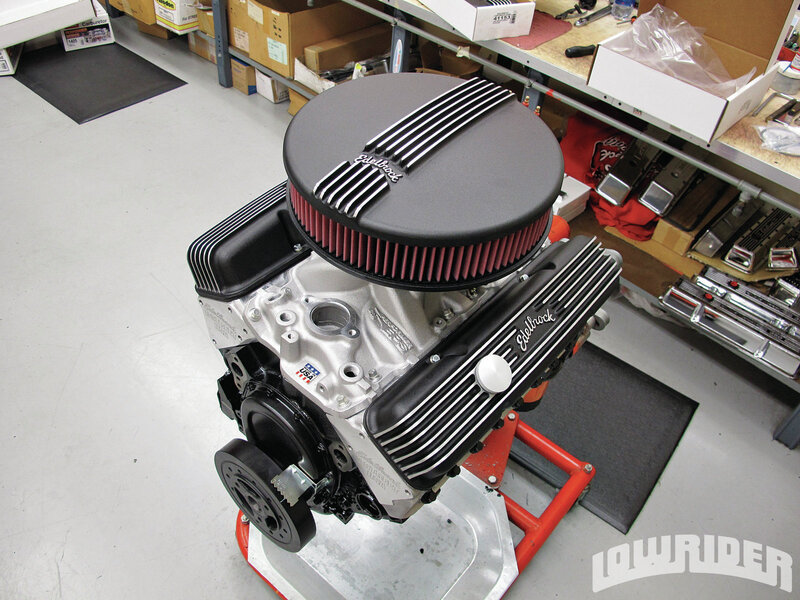 Edelbrock Engine on Stand