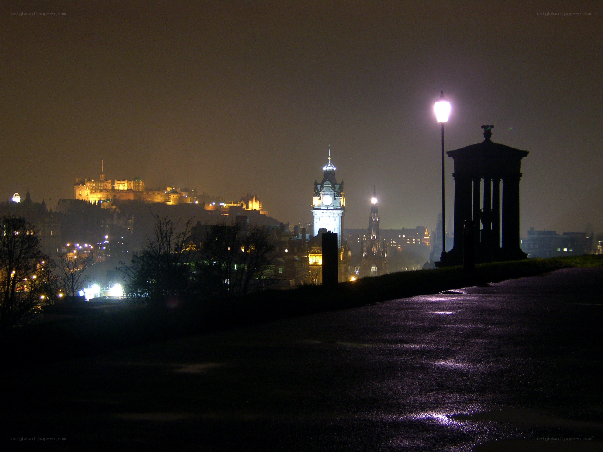 Edinburgh at night