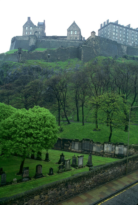 Edinburgh Castle and graveyard