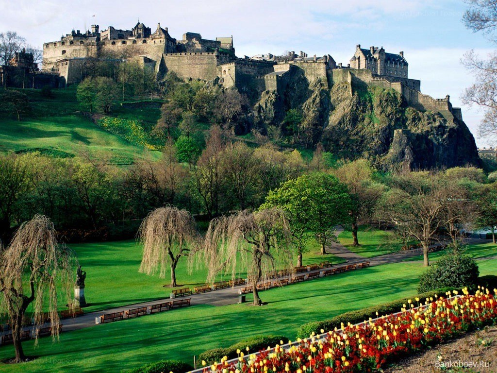 Edinburgh Castle and park