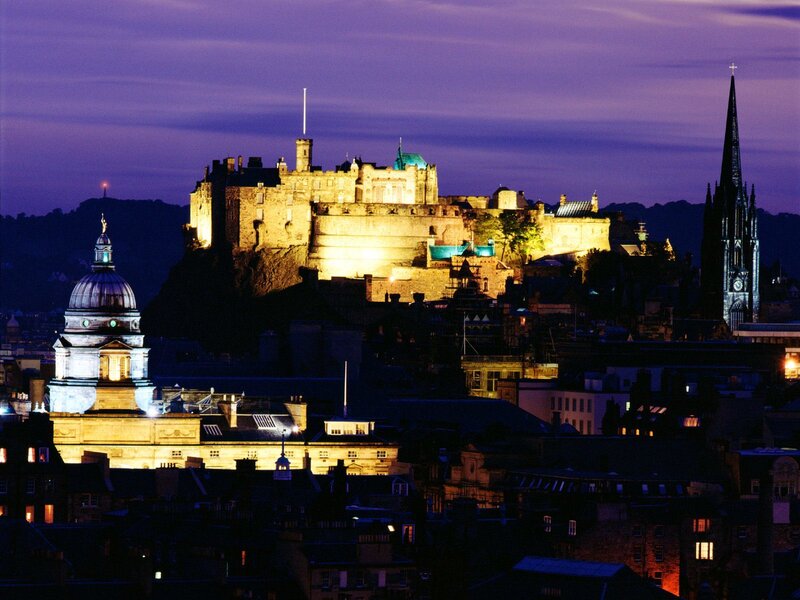 Edinburgh Castle at Night — Purple, Dramatic