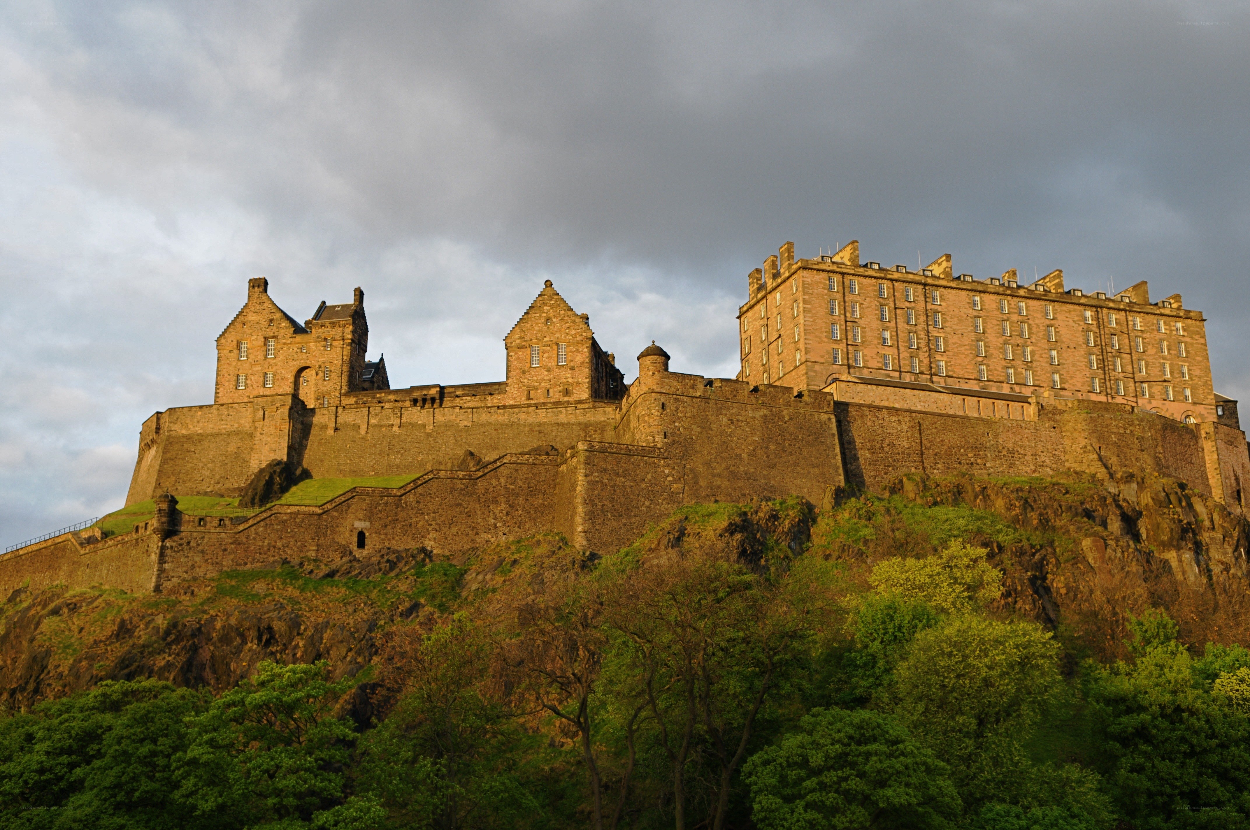 Edinburgh Castle at sunset