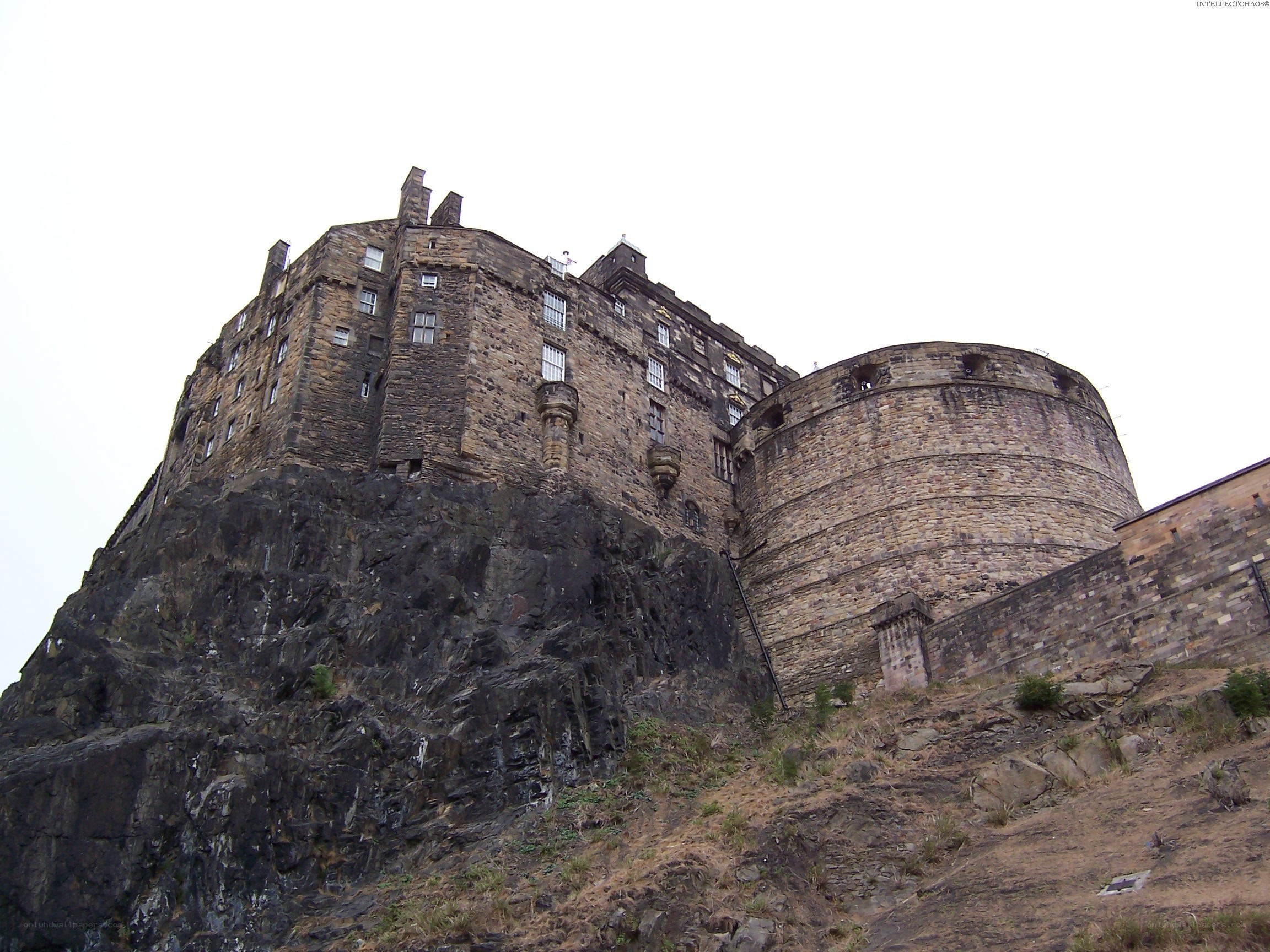 Edinburgh Castle from below
