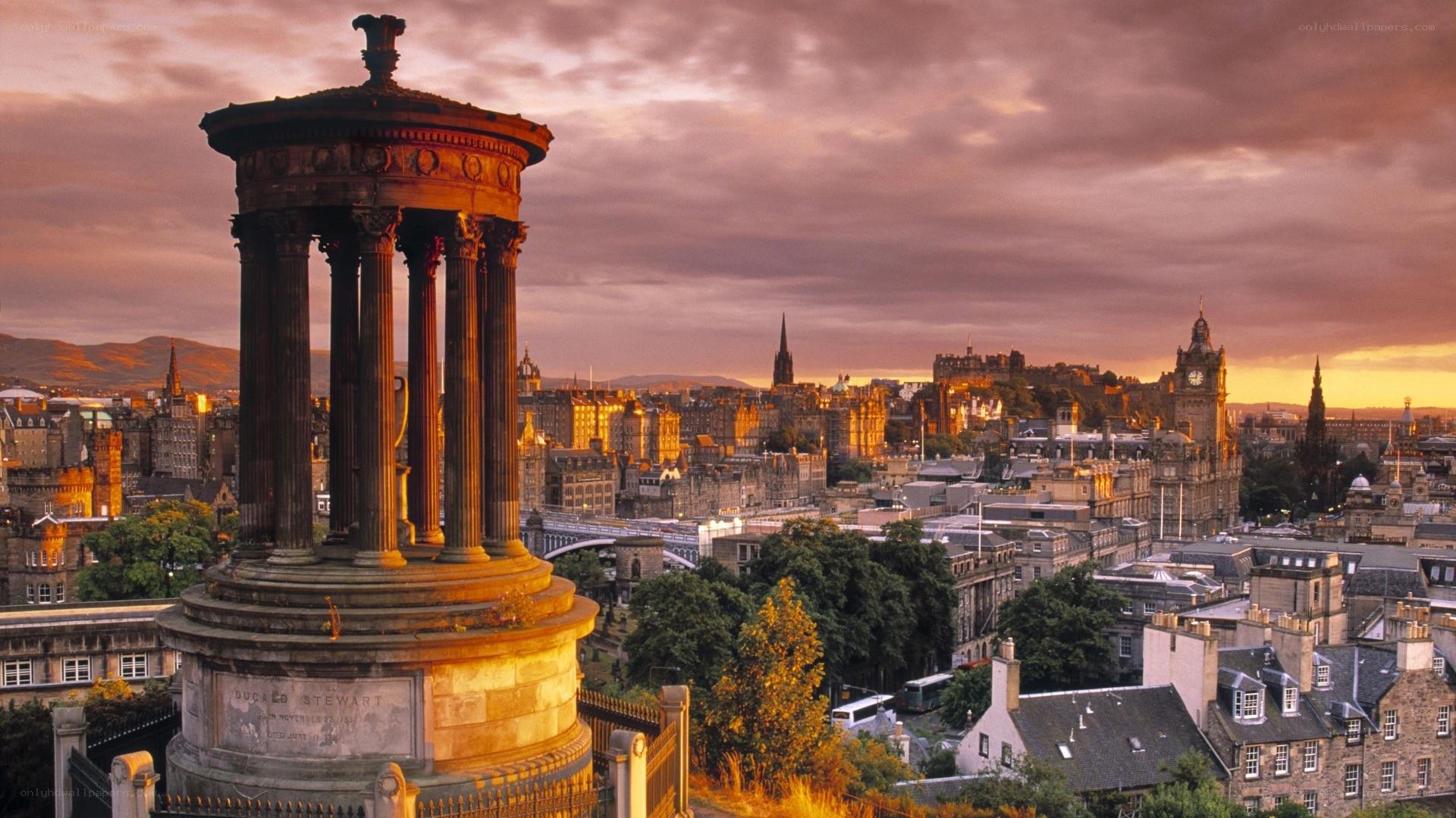 Edinburgh cityscape at sunset