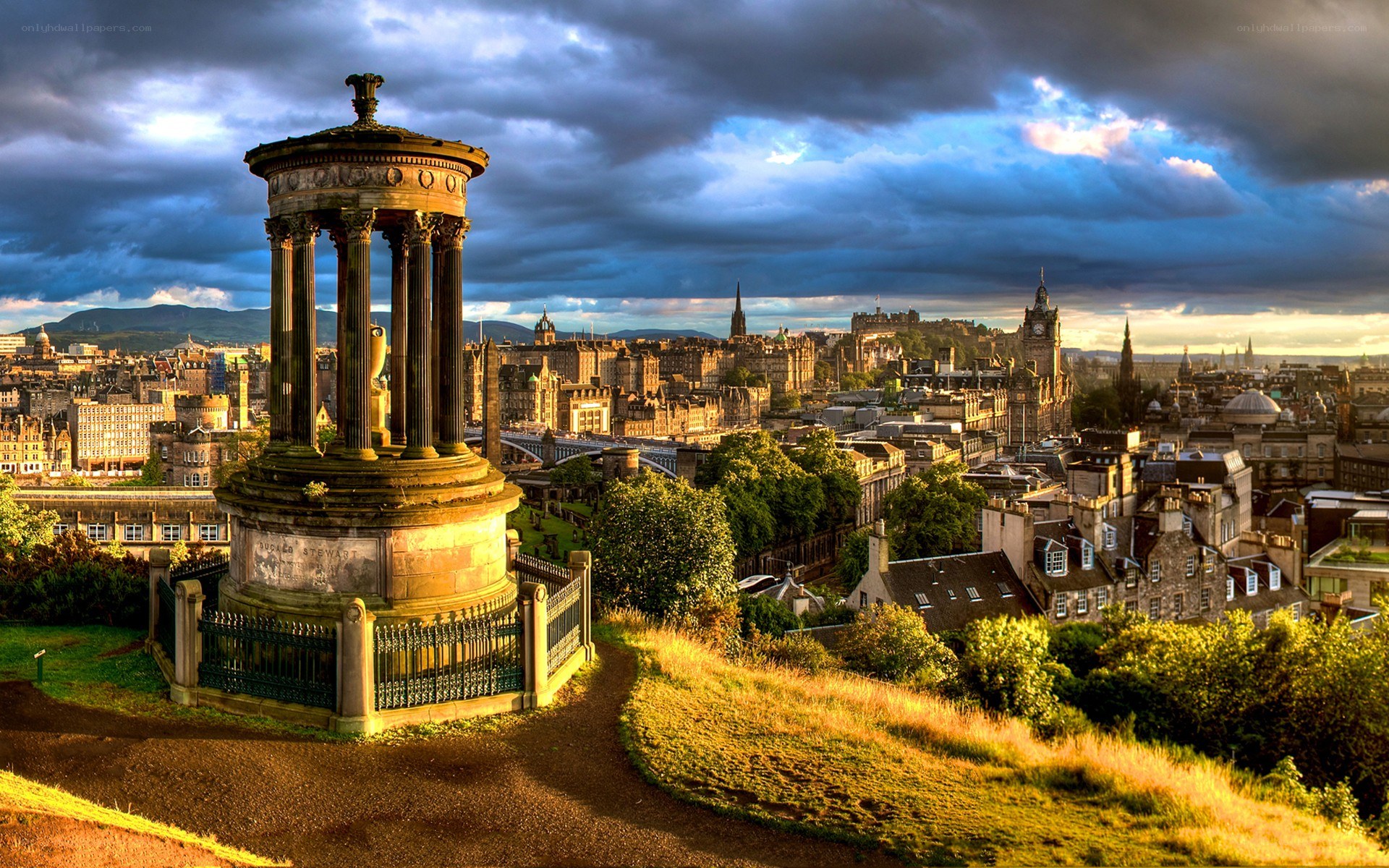 Edinburgh cityscape at sunset