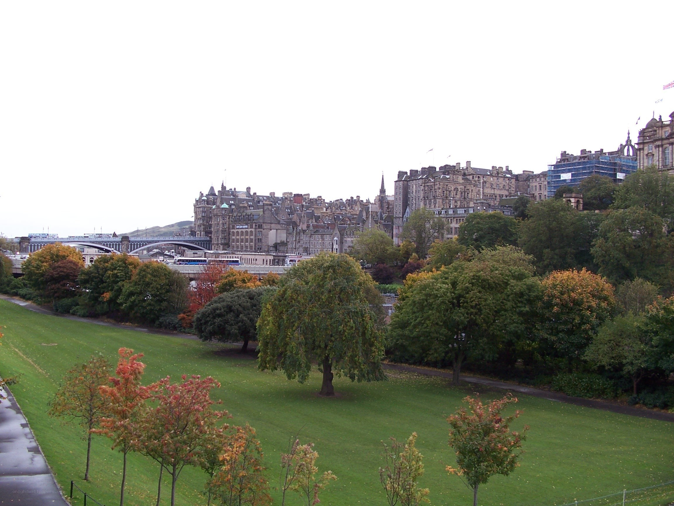 Edinburgh cityscape from park