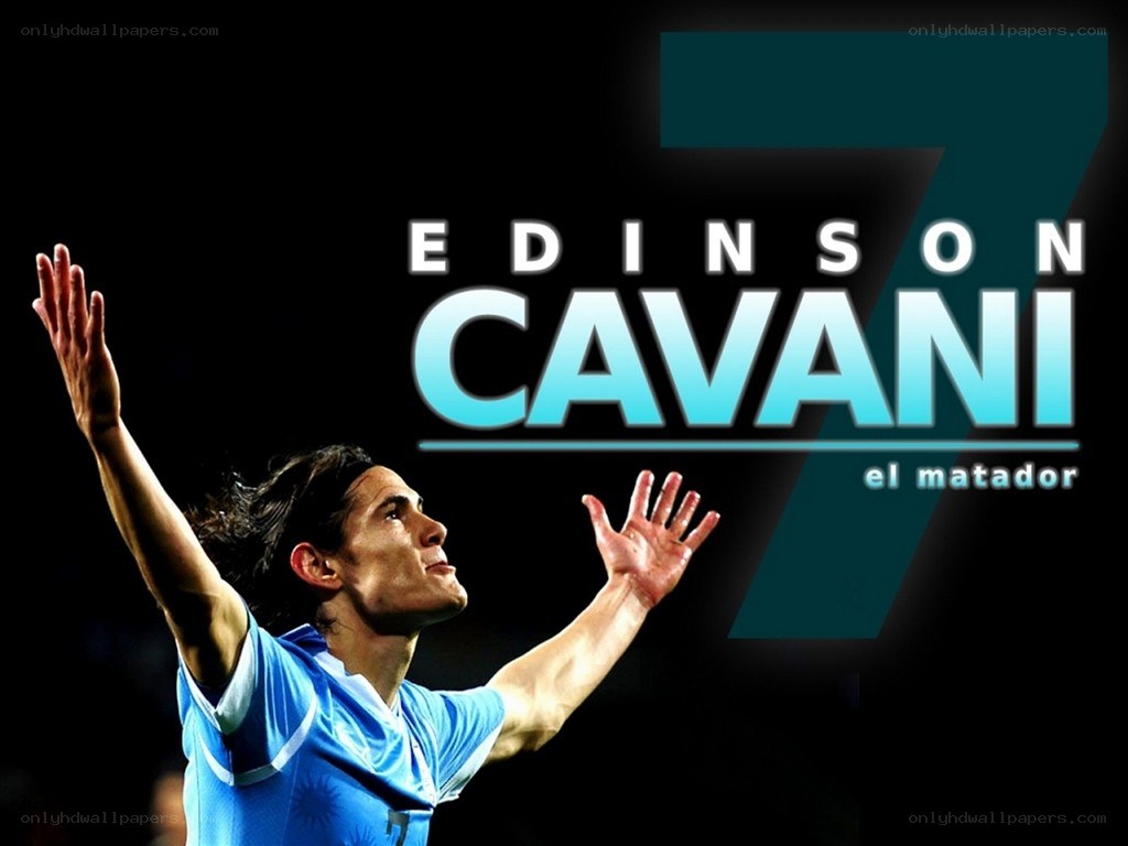 Edinson Cavani celebrates