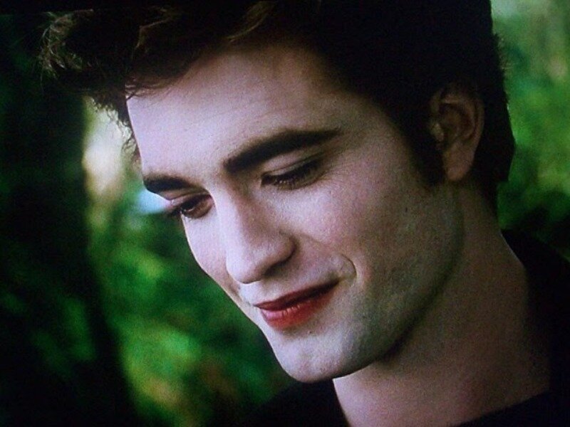 Edward Cullen smiling