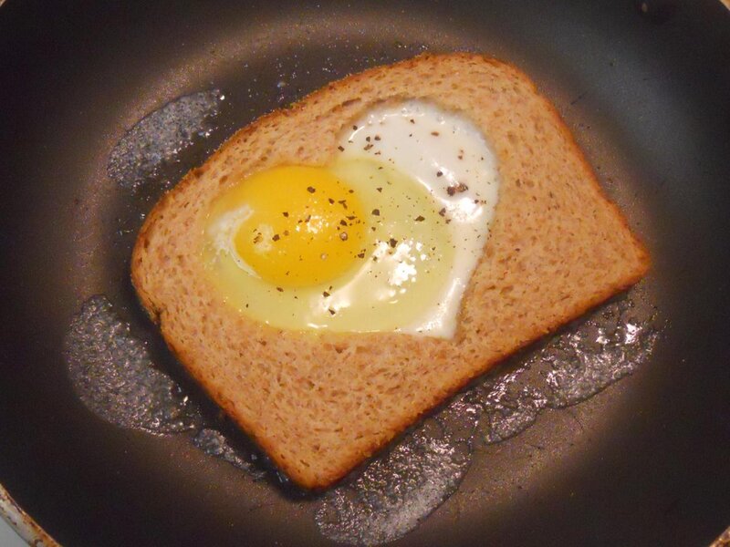 Egg in Toast Heart