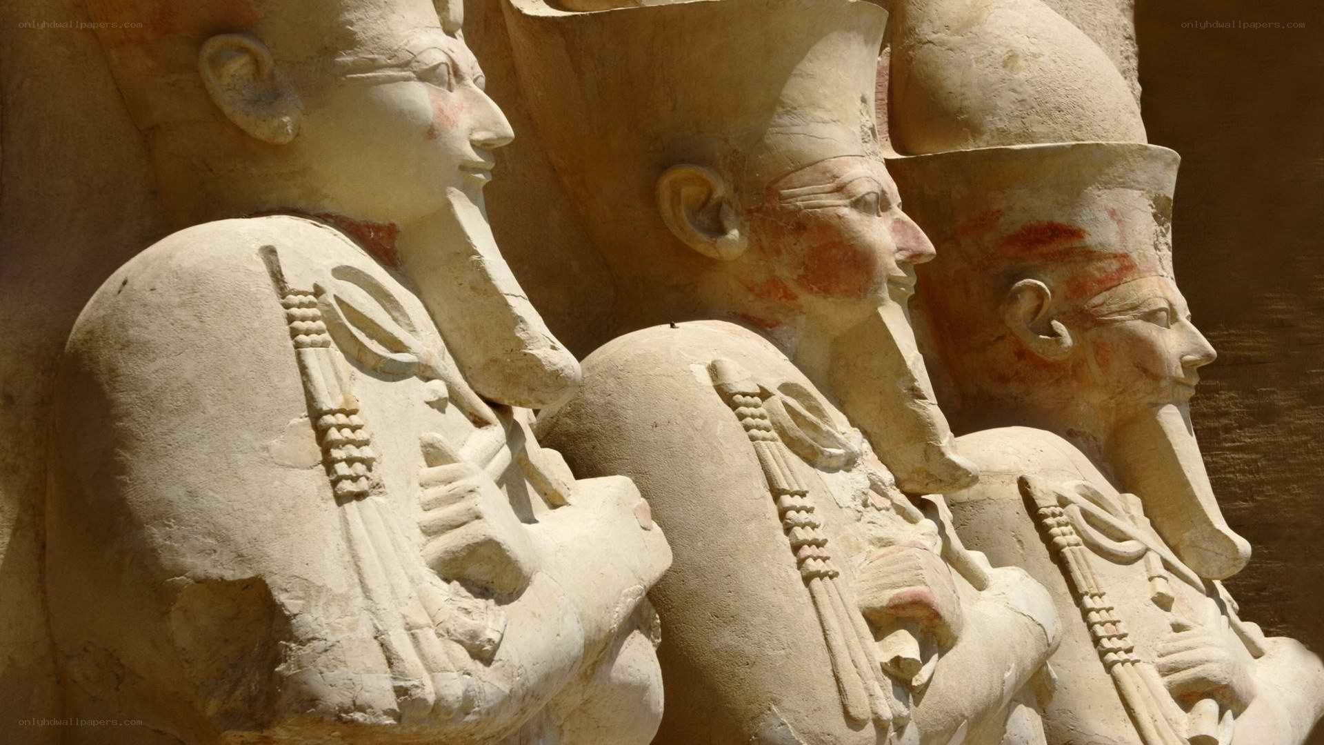 Egyptian pharaoh statues