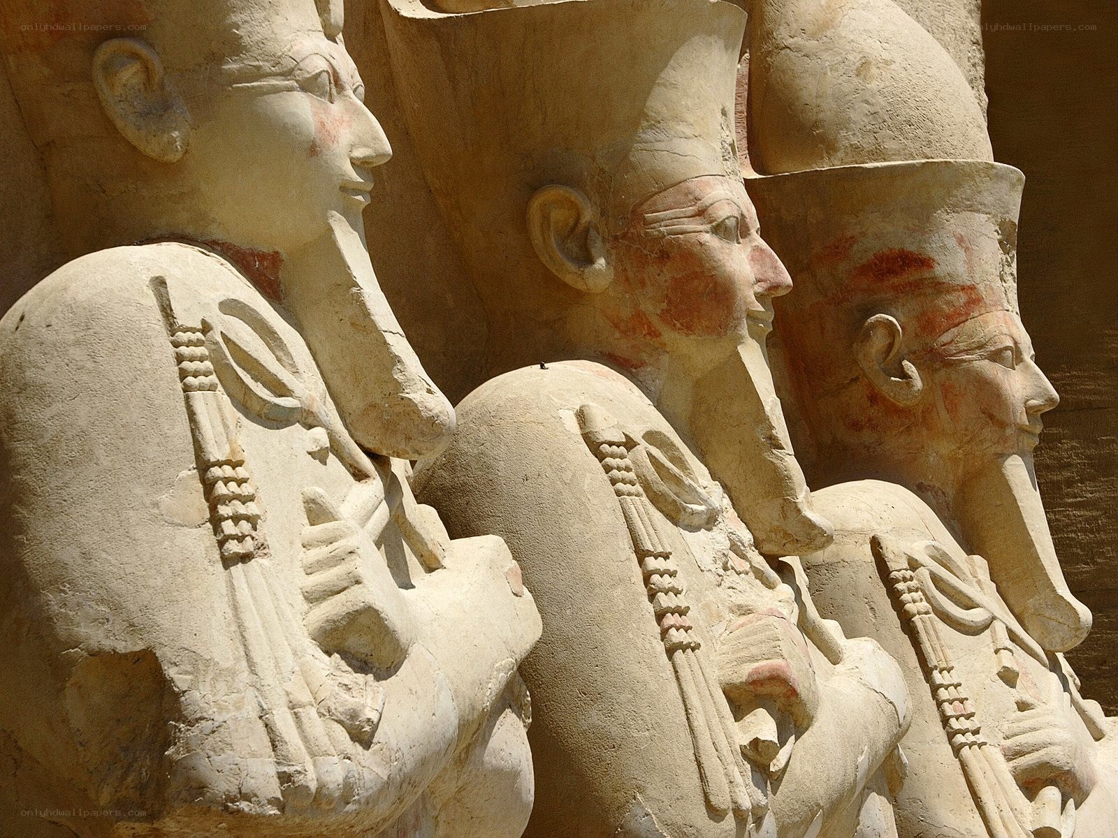 Egyptian pharaoh statues