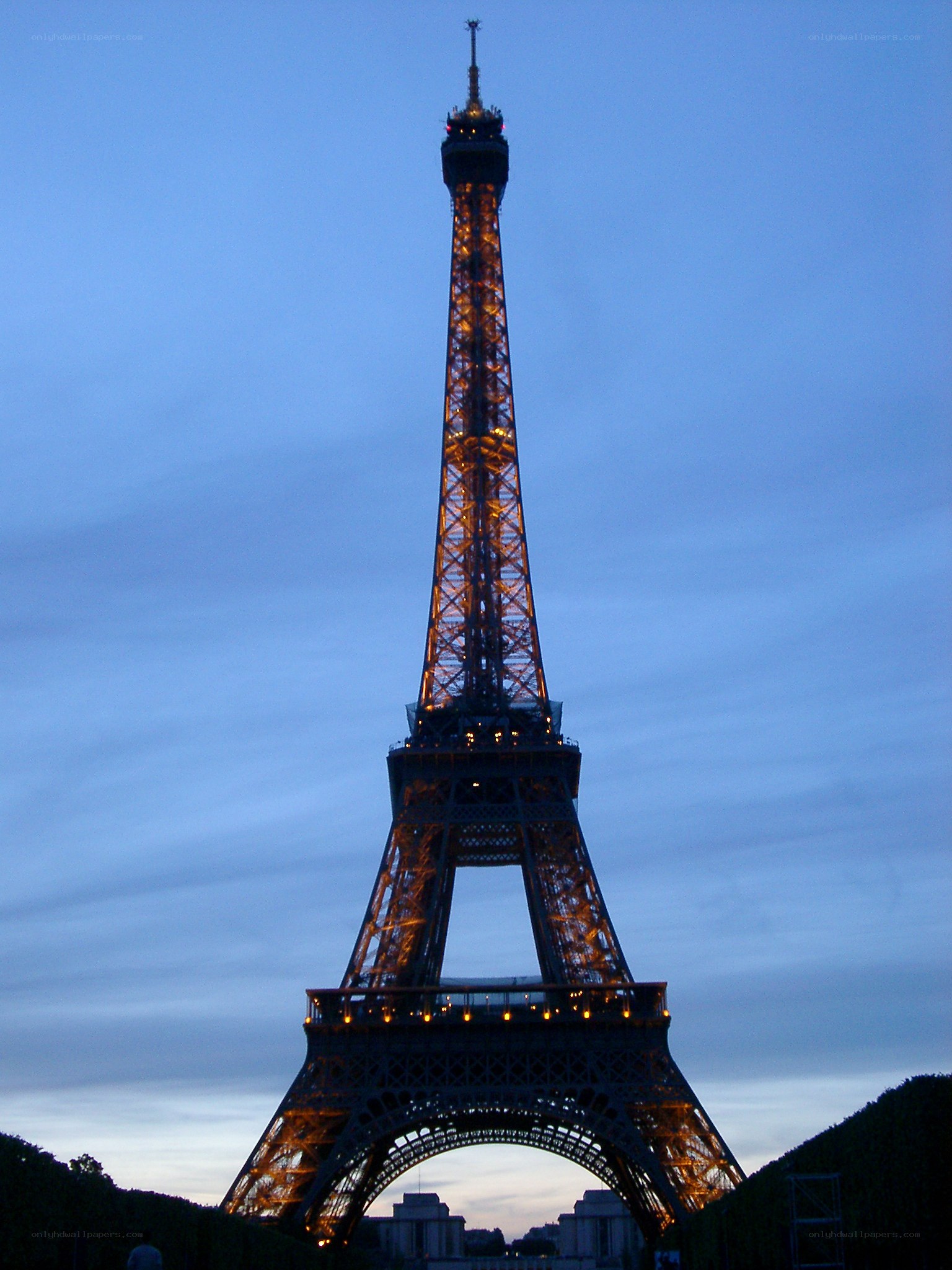 Eiffel Tower at dusk