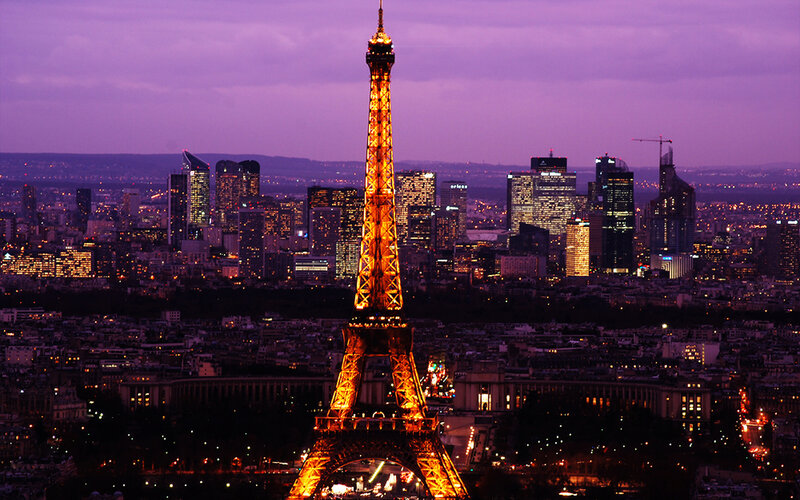 Eiffel Tower at dusk