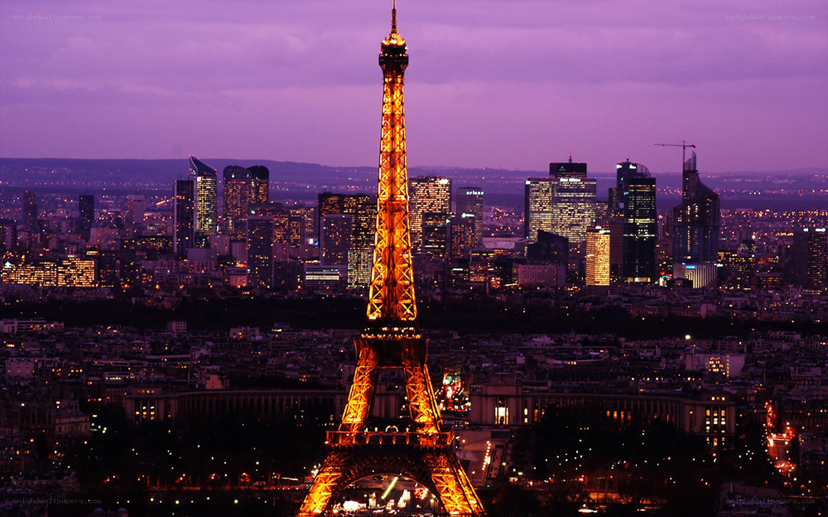 Eiffel Tower at dusk