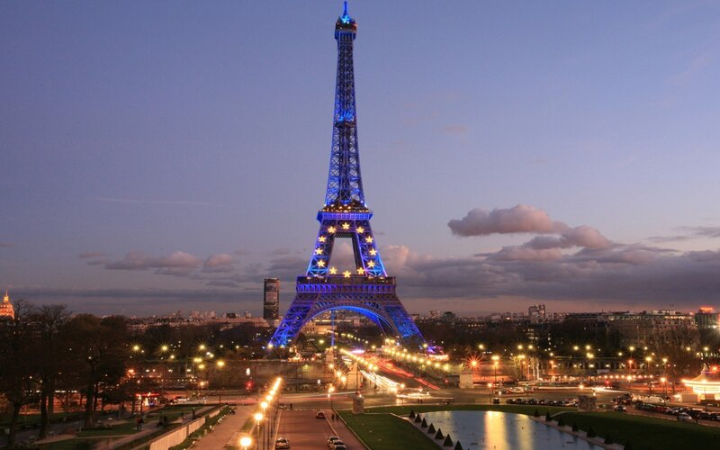 Eiffel Tower at Dusk — Blue, Serene, Night