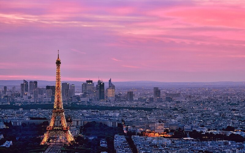 Eiffel Tower at Dusk — Pink
