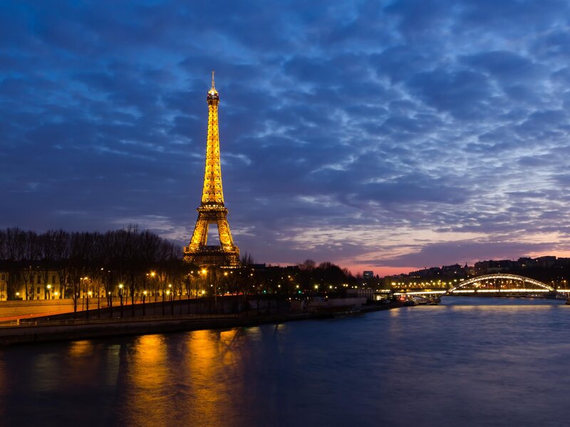 Eiffel Tower at Dusk — Serene