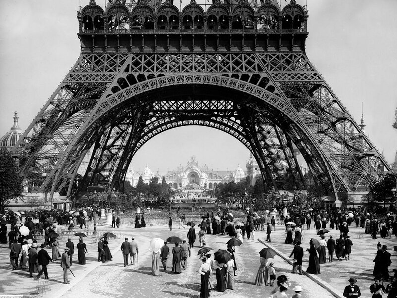 Eiffel Tower Base — Black