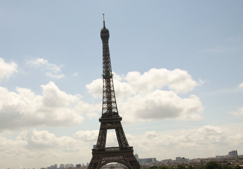 Eiffel Tower — Blue, Serene